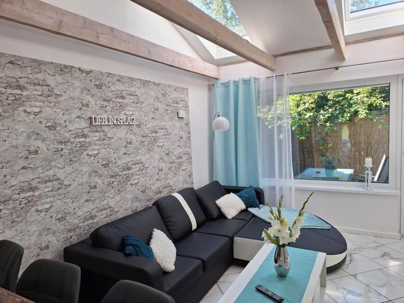 Ferienhaus Ellie ฮัฟฟ์ครูก ภายนอก รูปภาพ